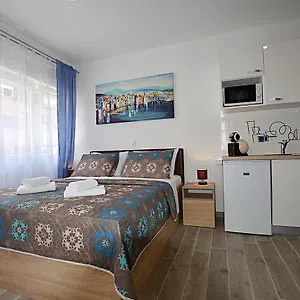 Borna & Roko Free Parking Apartament